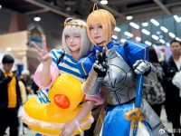 图片中的半半子柴郡cos，不仅是一幅美图，更是艺术的代表