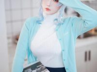 rioko凉凉子牛头人奇妙冒险在线观看的原图在此：超精美的角色扮演照片