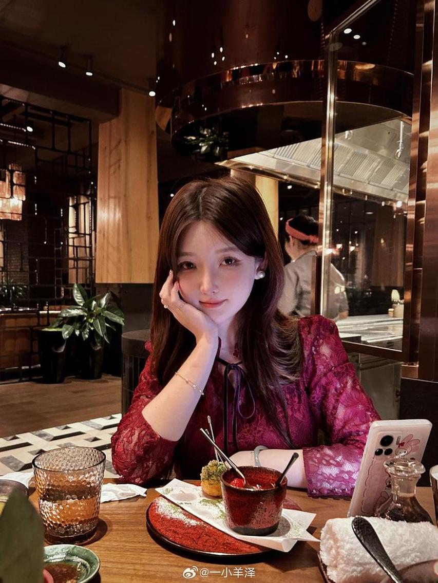 原图问世！一小央泽微博怎么回事，这个照片美得令人窒息
