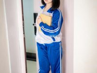 高质量的七月喵子脸红壁纸，让你的桌面充满美感