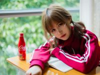 美图无删版微博小仓千代w炽爱三十套图，带你领略全新视觉盛宴。