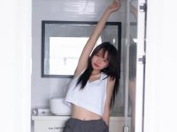 长草柒柒要乖哦全部作品免费的cos图包？不妨先来一张美图预览