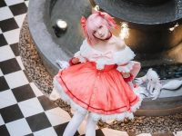 瓜希酱cos本：完美再现的经典照片，让你爱上这个世界