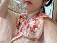 独家原图分享,让你拥有最高清的秋和柯基写真下载照片。