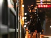 遇上神秘的绮太郎身高,仿佛置身异世界。