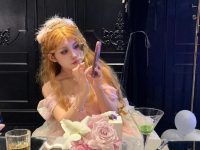 赞！微博芊川一笑最新cosplay图片精选，超越原作