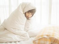 全程曲折创可贴战神蠢沫沫大巴车：背后的原图揭示新的故事