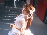 用蠢沫沫免费图集创可贴打造华丽cos作品