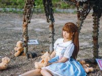 照片丨蠢沫沫cos审讯:桃花一簇春风十里。