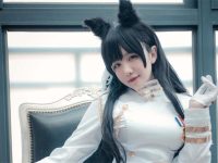 如何评价阿半今天很开心的cos作品?