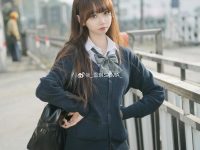 “曲线美人”雪琪sama淘宝照片集锦，风姿绰约，引人注目