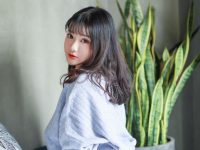 “露露小喵超高清图片”无删版,呈现更多细节之美。