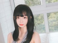 韶陌陌最新图片：古风套装，华美画卷相随