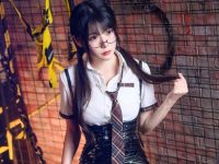 香草喵露露身高瞬间提升，cos作品超神