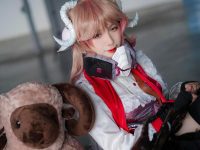 魅惑万分的麻花麻花酱马修舞娘,配合一组摄影作品,助你走入专属的梦幻世界。