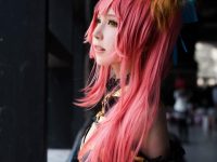 黑白御猫live图图包分享：甜美贤淑的猫娘们